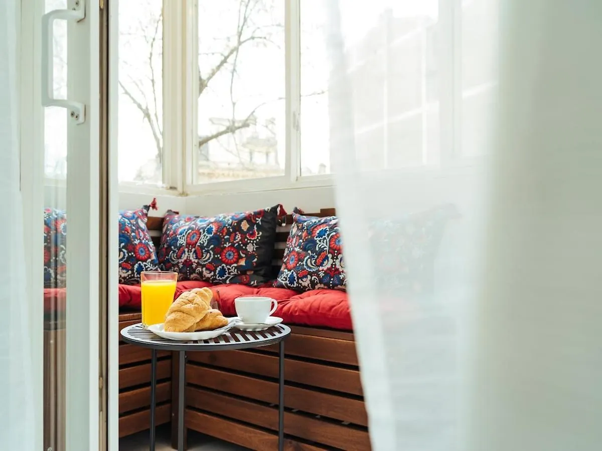 Apartment Best Central Old Town Bright Studio By Bca Bucharest Romania