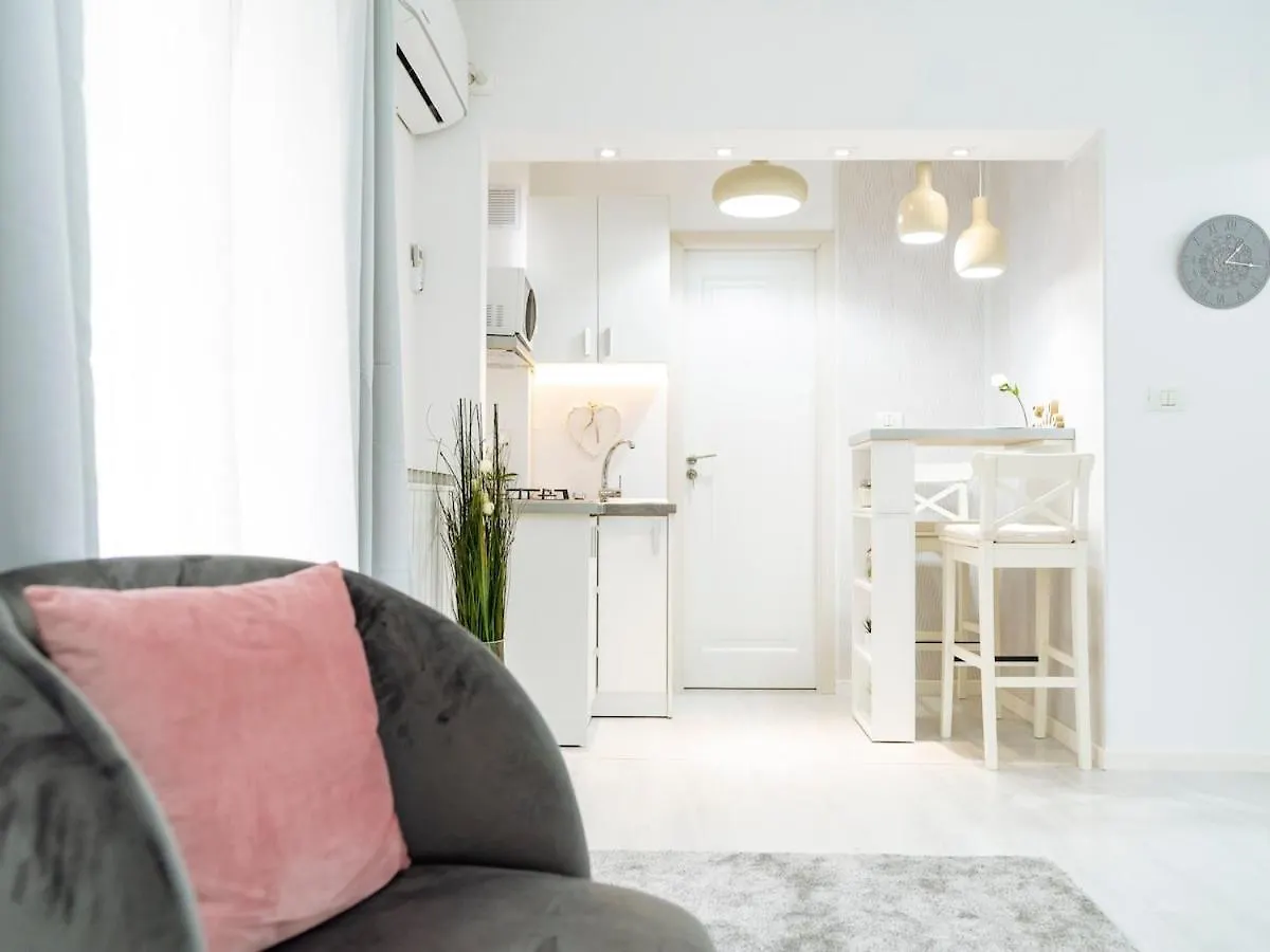 Best Central Old Town Bright Studio By Bca 布加勒斯特 公寓